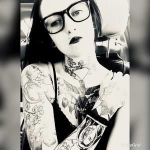 Meet your Posher, Joy